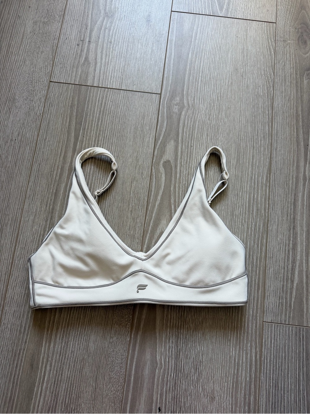 Fabletics Khloe PureLuxe Longline Low Impact Contrast Bra athletic Pilates - Picture 3 of 5
